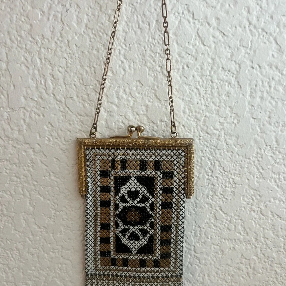 Rare Vintage Whiting and Davis “Elsah” Metal Mesh Evening Bag - Picture 2 of 8